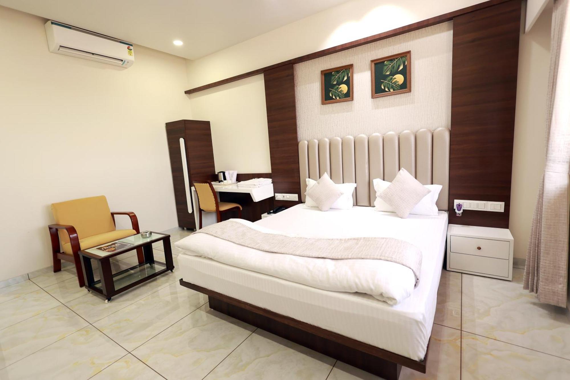 Hotel Grand Haveli Achad Exterior photo