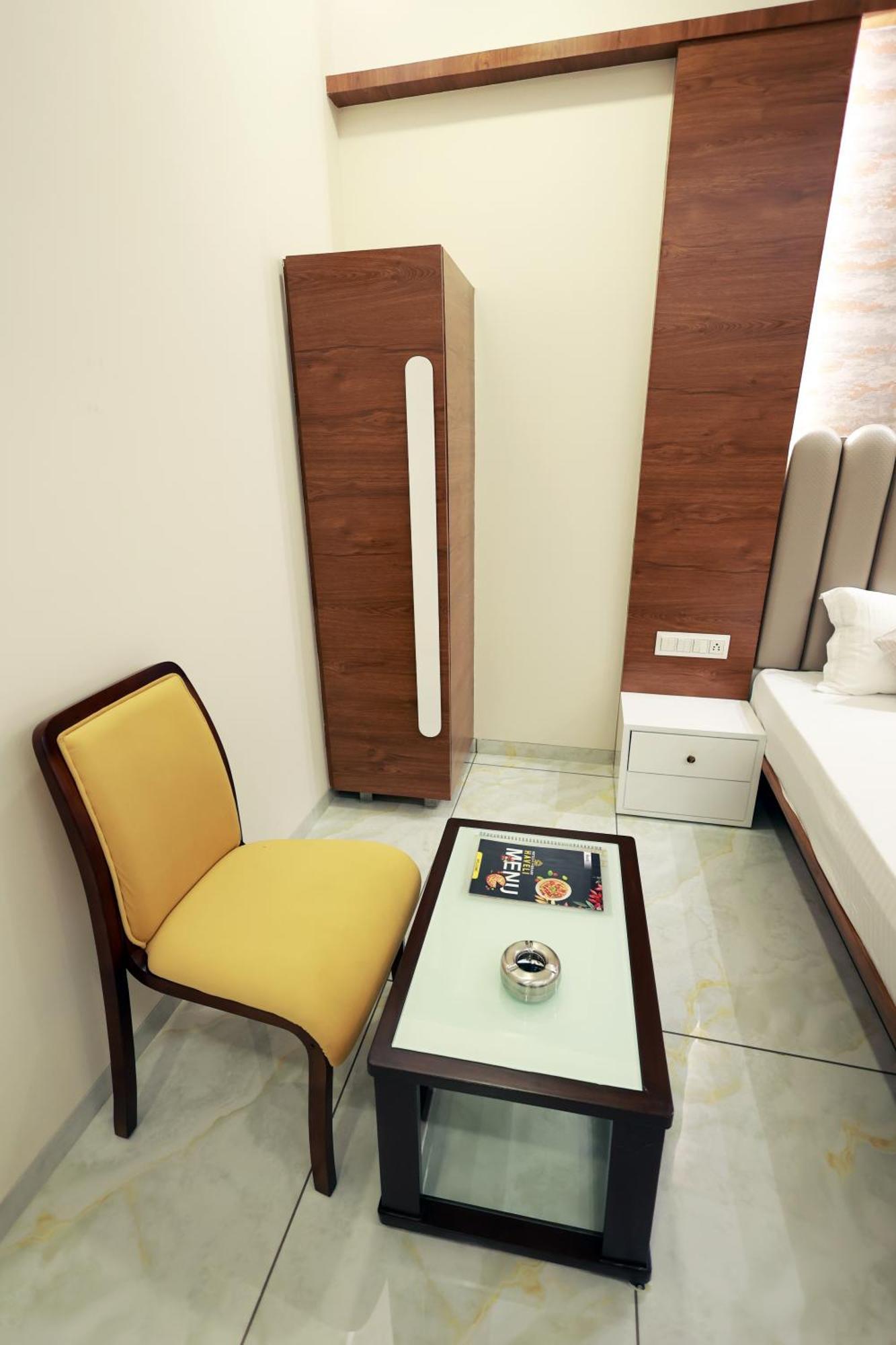 Hotel Grand Haveli Achad Exterior photo
